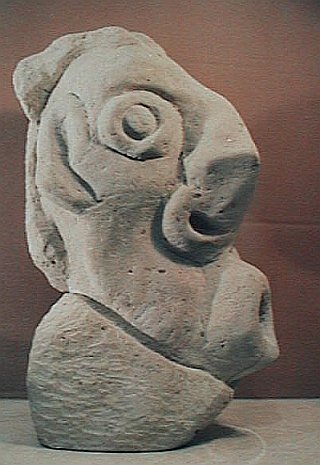 Halunke aus Sandstein